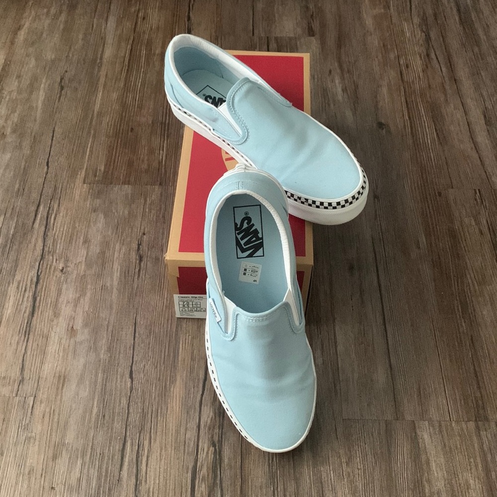 Vans slip on M 7 W 8.5